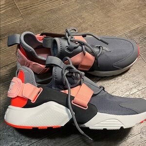 Nike air guarache city women’s size9